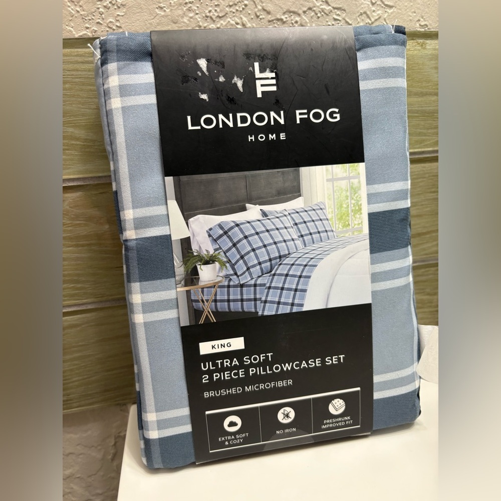 London Fog Home Plaid Pillowcase Set - Blue and White KING SIZE